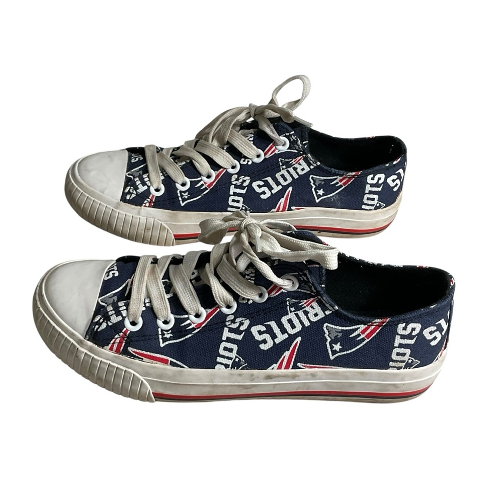 FOCO New England Patriots Low Top Repeat Women's Canvas Sneakers Size 7